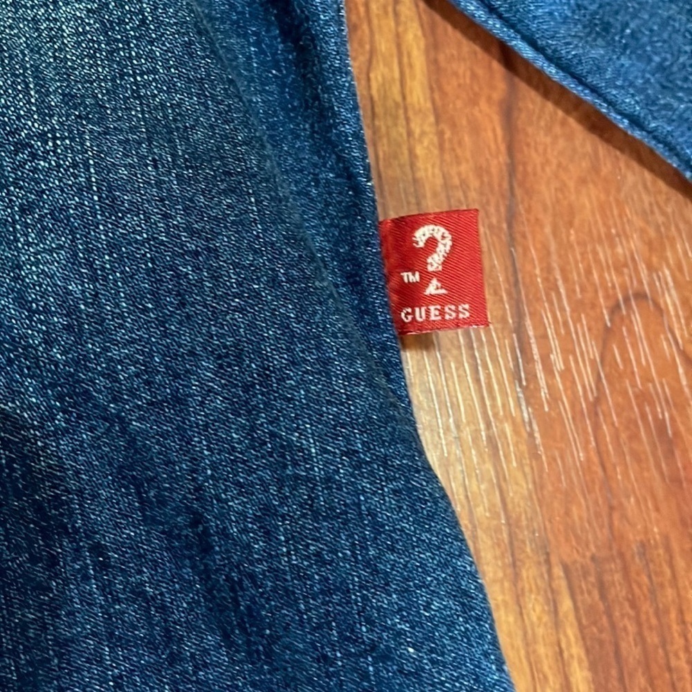 GUESS Denim Jean Jacket Size Small - Picture 8 of 9